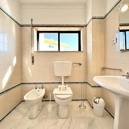 Vintage 2 With Pool By Homing Albufeira